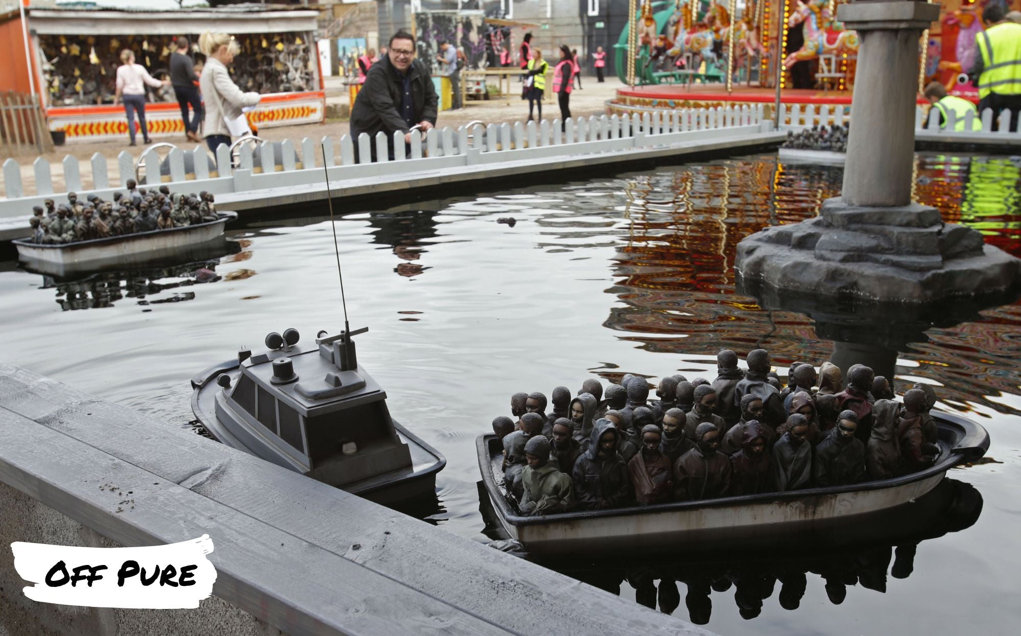 bateaux-migrants-banksy-dismaland