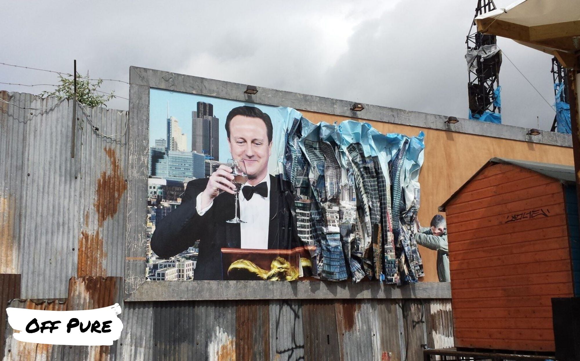 david-cameron-banksy-dismaland