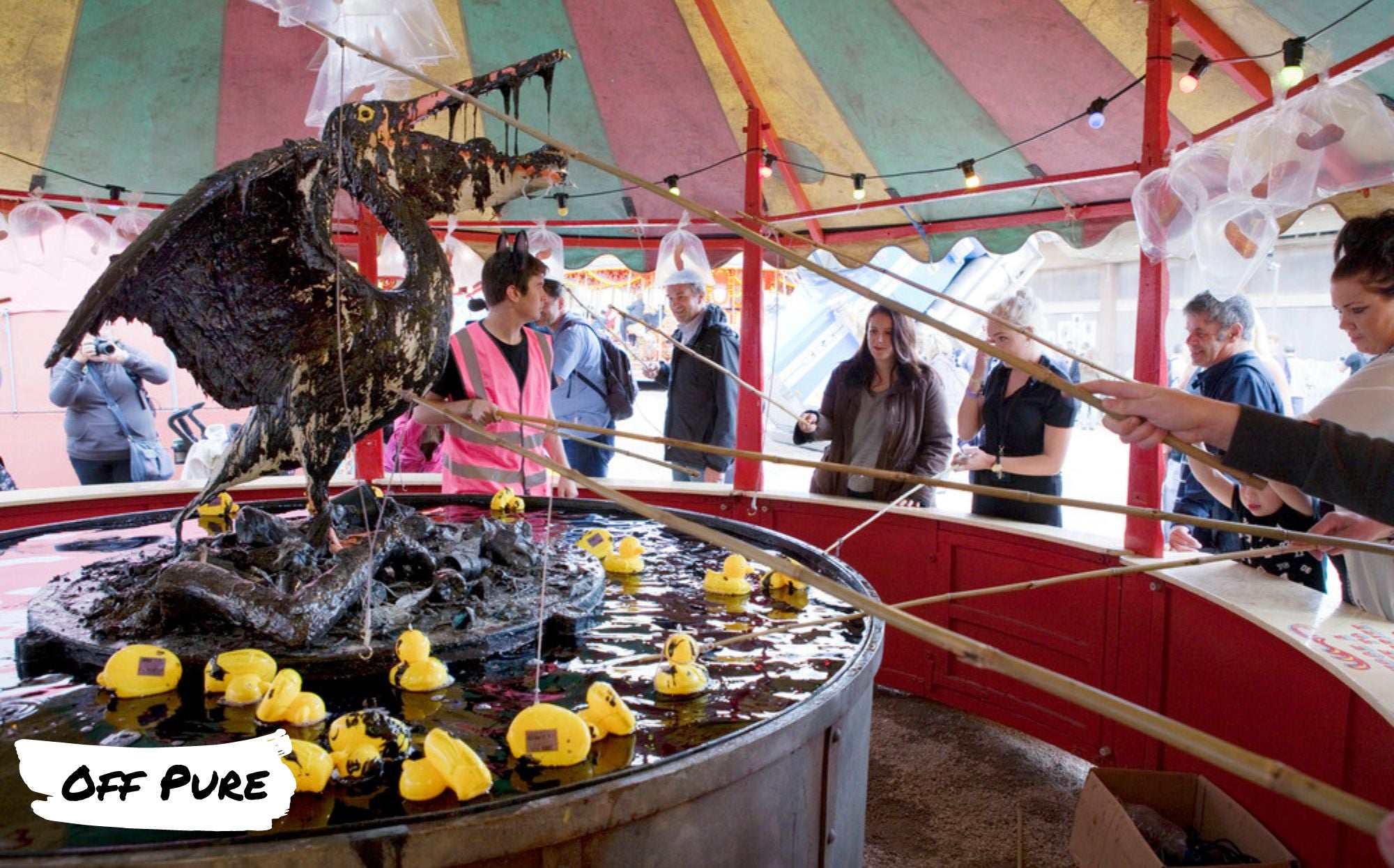 peche-canards-banksy-dismaland